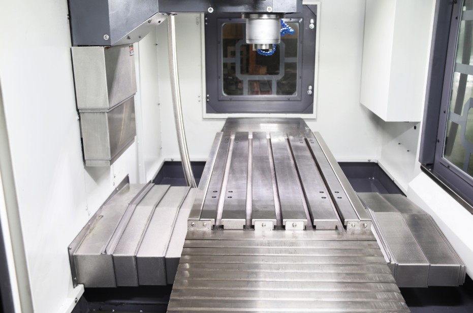  數控車床、加工中心春節(jié)保養(yǎng)方案及節(jié)后開機注意事項